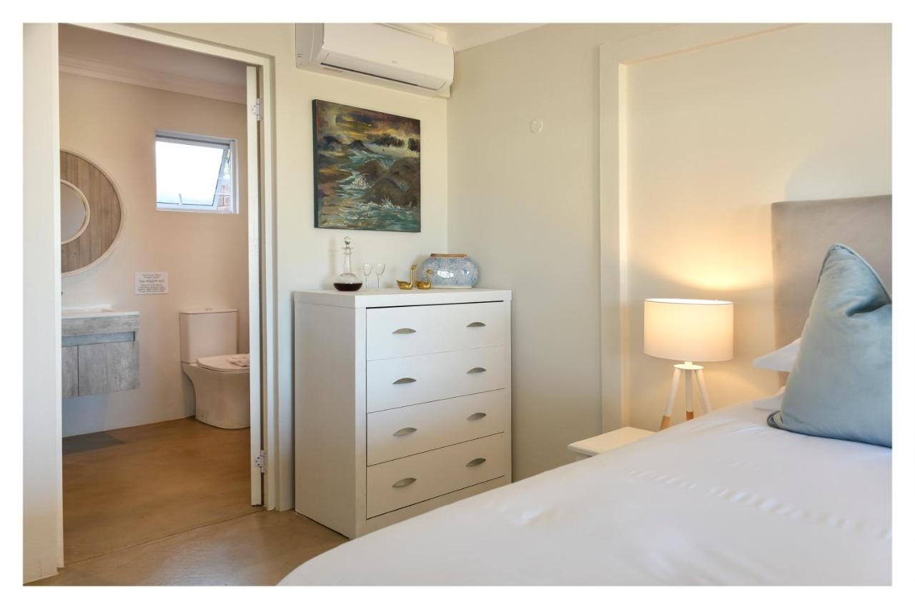 66 On Monzali 4 Star Luxury Hilton