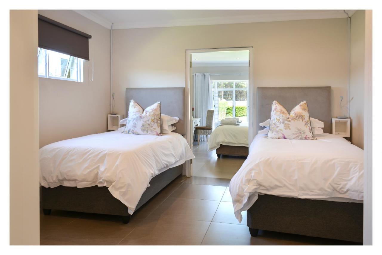 66 On Monzali 4 Star Luxury